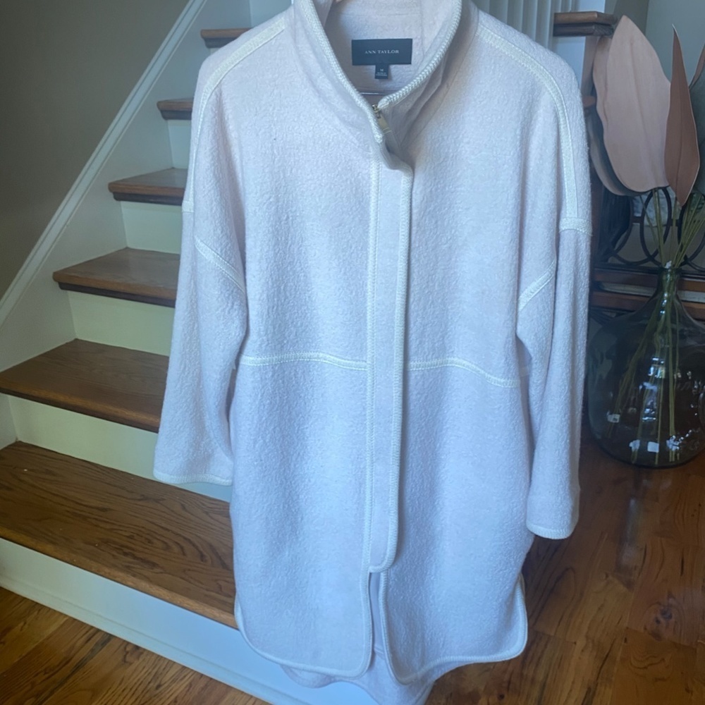 ANN TAYLOR BOILED WOOL CAPE COAT - Picture 5 of 5